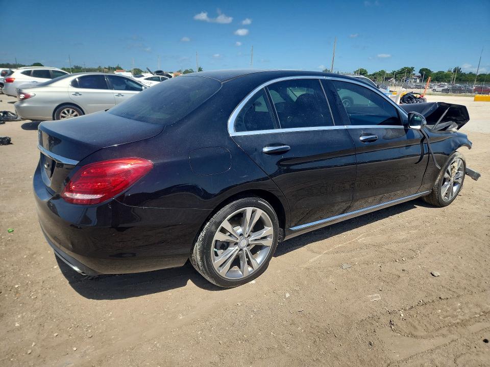 65459566 :رقم المزاد ، 55SWF4JB6HU187031 vin ، 2017 Mercedes-benz C مزاد بيع