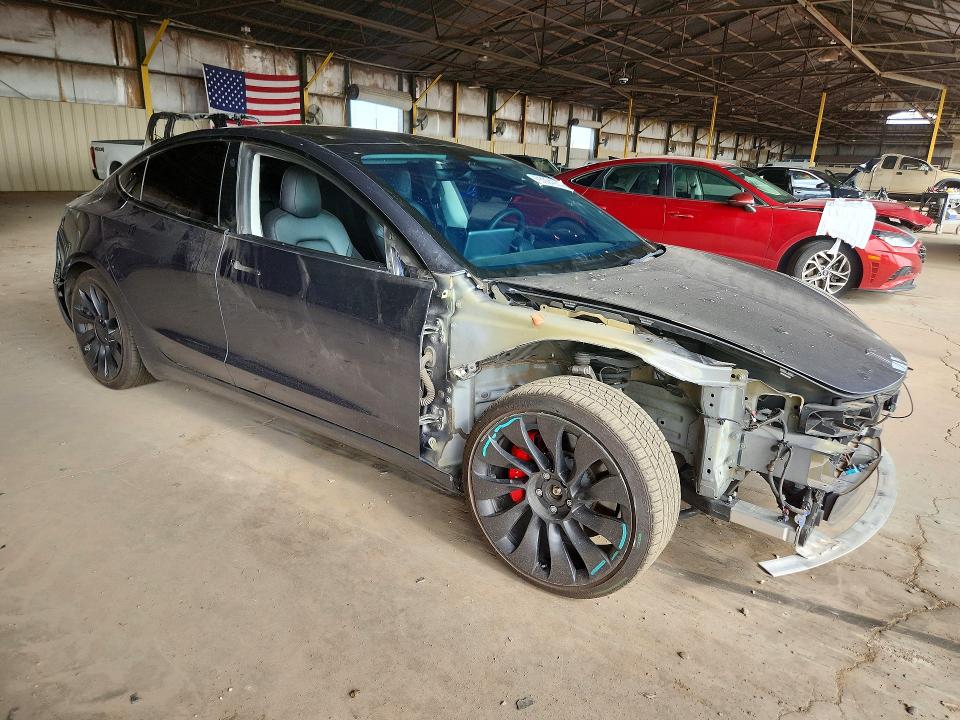 65924936 :رقم المزاد ، 5YJ3E1EC8NF113663 vin ، 2022 Tesla Model 3 مزاد بيع