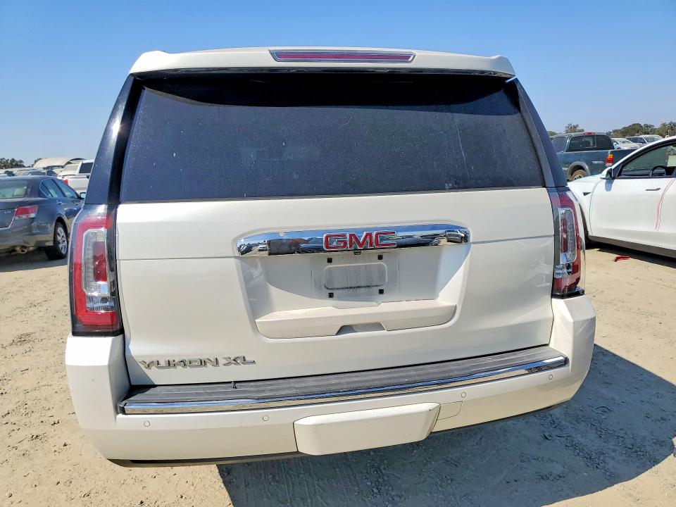 Продажа на аукционе авто 2015 Gmc Yukon Xl, vin: 1GKS2JKJ9FR244530, номер лота: 64719666