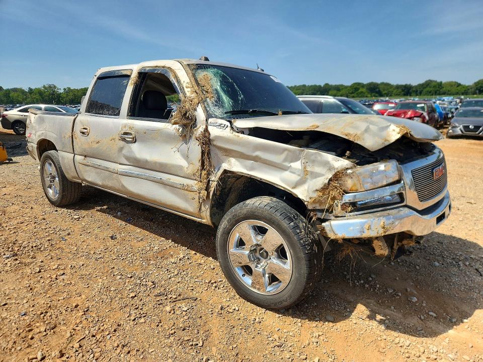65520016 :رقم المزاد ، 2GTEK13T151182377 vin ، 2005 Gmc New Sierra مزاد بيع