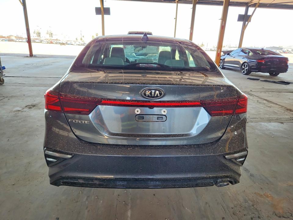 Продаж на аукціоні авто 2021 Kia Forte, vin: 3KPF24AD2ME373373, номер лоту: 64468636