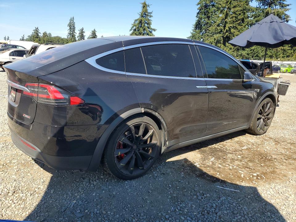 Продажа на аукционе авто 2016 Tesla Model X, vin: 5YJXCBE4XGF006980, номер лота: 63447386