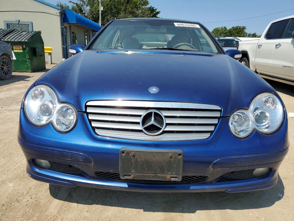 64633286 :رقم المزاد ، WDBRN47J22A287707 vin ، 2002 Mercedes-benz C مزاد بيع