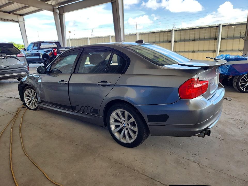 64362606 :رقم المزاد ، WBAPK5G52BNN31193 vin ، 2011 Bmw 328 مزاد بيع