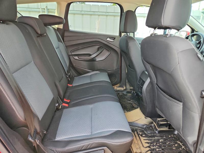 65651116 :رقم المزاد ، 1FMCU0GD1HUE90362 vin ، 2017 Ford Escape مزاد بيع