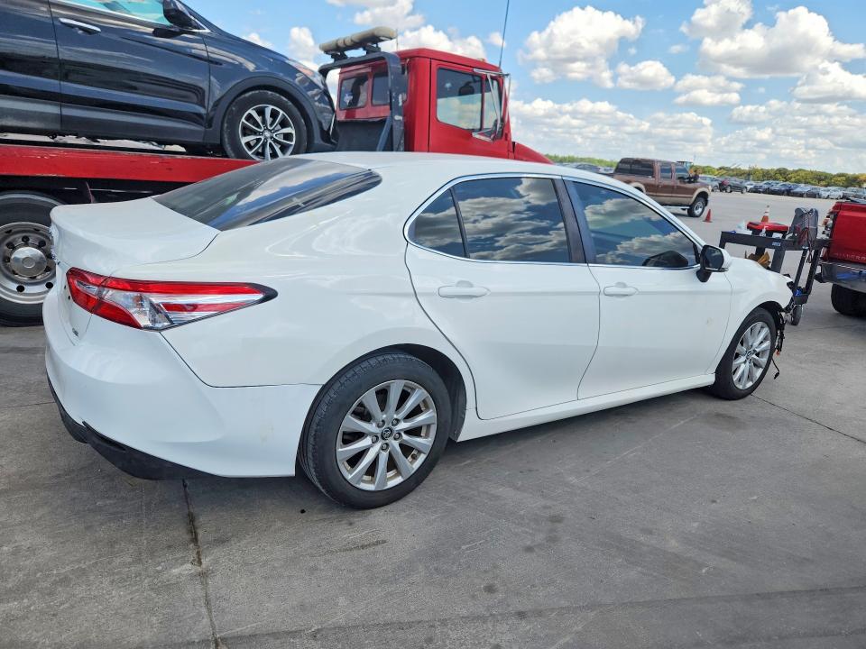 Aukcja sprzedaży 2018 Toyota Camry, vin: JTNB11HK5J3028311, numer aukcji: 64577306