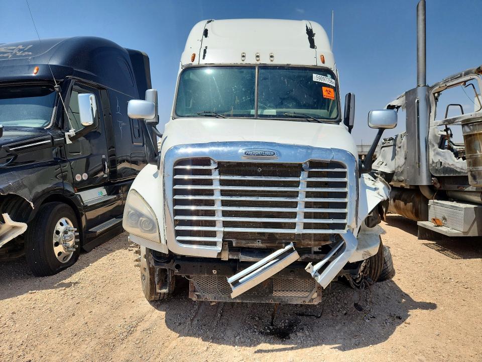 2012 Freightliner Cascadia მანქანა იყიდება აუქციონზე, vin: 1FUJGLBG5CSBV7023, აუქციონის ნომერი: 59097756