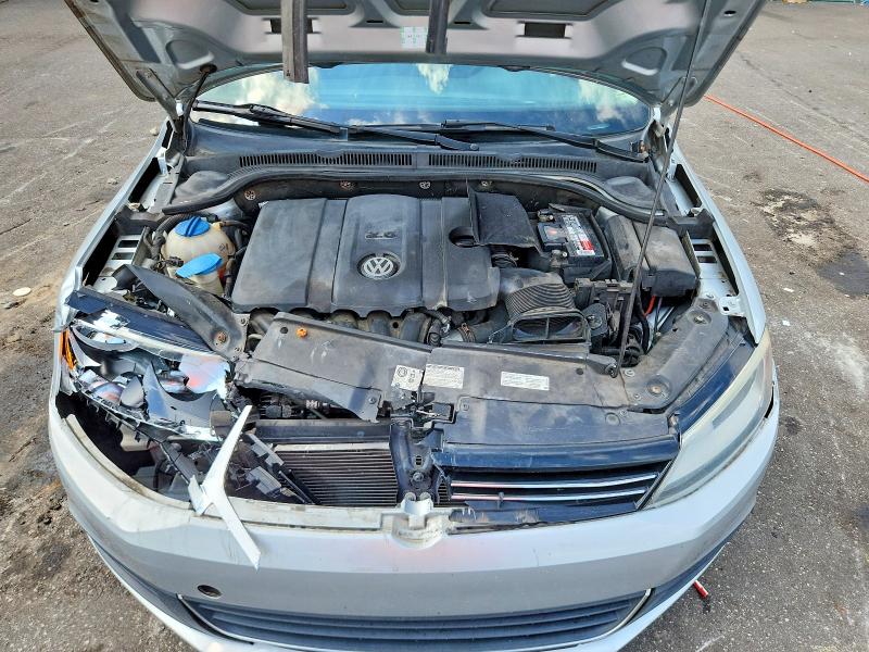 2013 Volkswagen Jetta მანქანა იყიდება აუქციონზე, vin: 3VWDP7AJXDM367310, აუქციონის ნომერი: 63792446