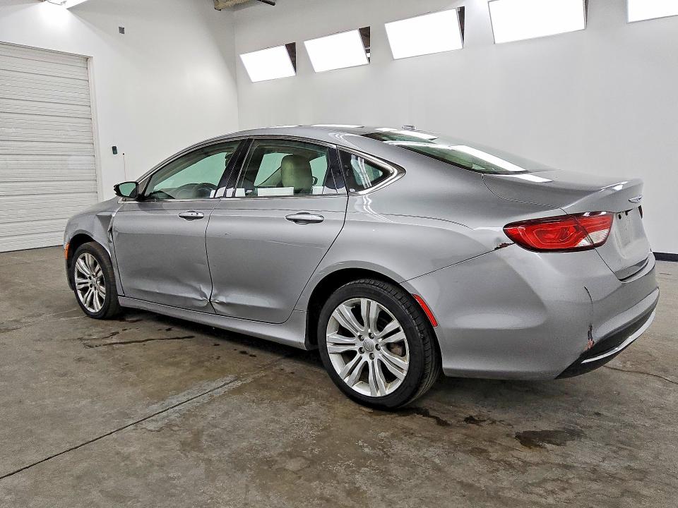 62546696 :رقم المزاد ، 1C3CCCAB2FN532582 vin ، 2015 Chrysler 200 مزاد بيع