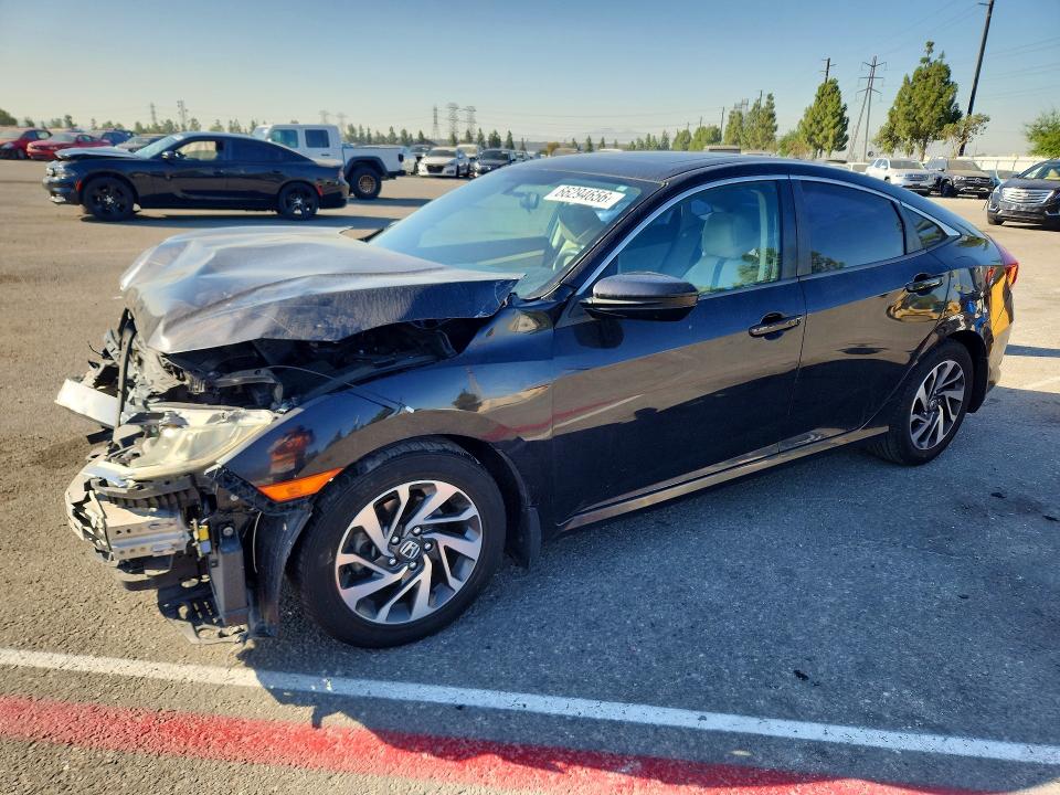 66294656 :رقم المزاد ، 2HGFC2F76JH507727 vin ، 2018 Honda Civic مزاد بيع