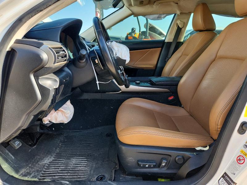 64382216 :رقم المزاد ، JTHBA1D29J5072003 vin ، 2018 Lexus Is مزاد بيع