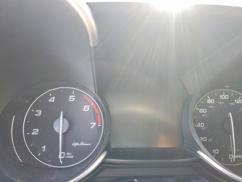 2018 Alfa Romeo Giulia მანქანა იყიდება აუქციონზე, vin: ZARFAEBN6J7566840, აუქციონის ნომერი: 66360596