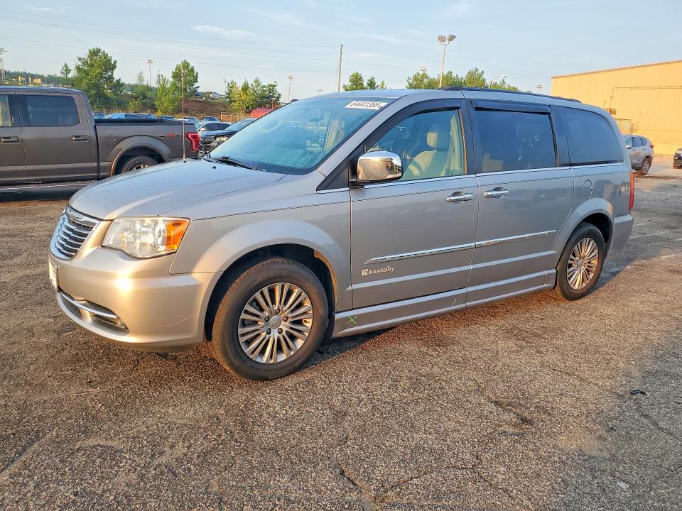 Aukcja sprzedaży 2015 Chrysler Town & Country, vin: 2C4RC1CG7FR572596, numer aukcji: 64441366