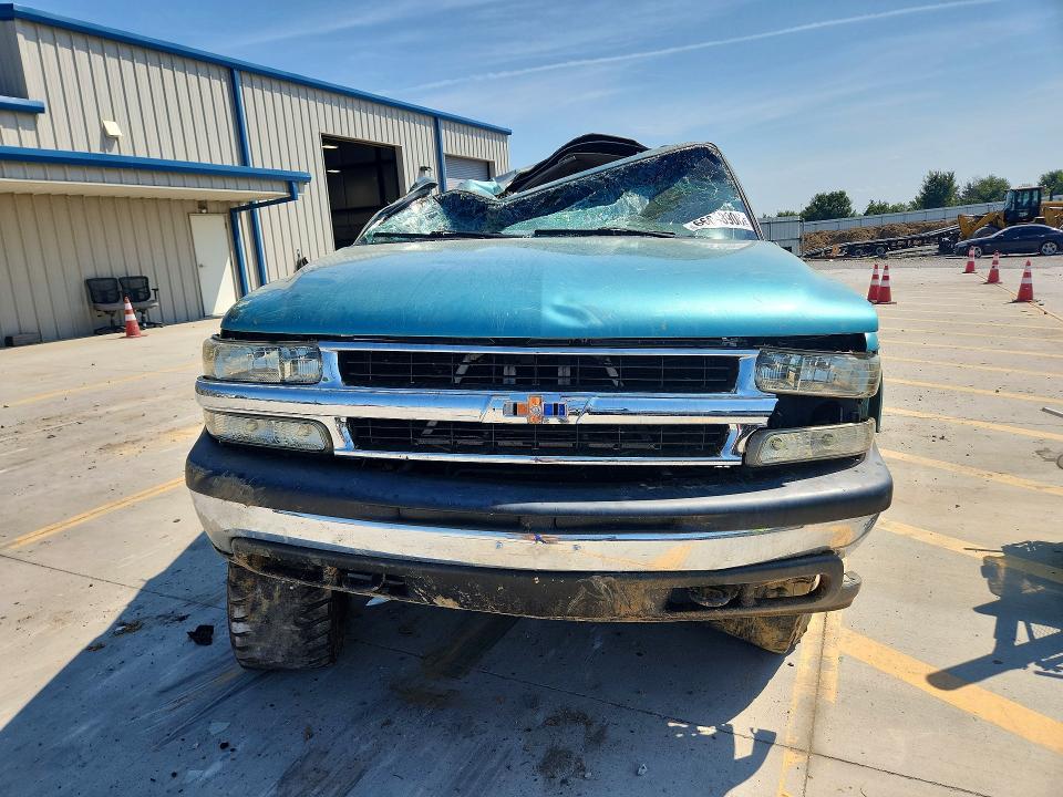 66648906 :رقم المزاد ، 1GNEK13T21J100373 vin ، 2001 Chevrolet Tahoe مزاد بيع