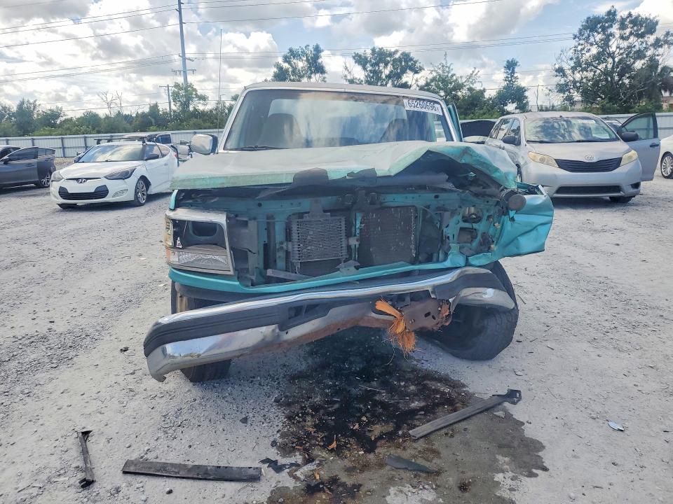 65260696 :رقم المزاد ، 1FTHX25HXVEA94911 vin ، 1997 Ford F250 مزاد بيع