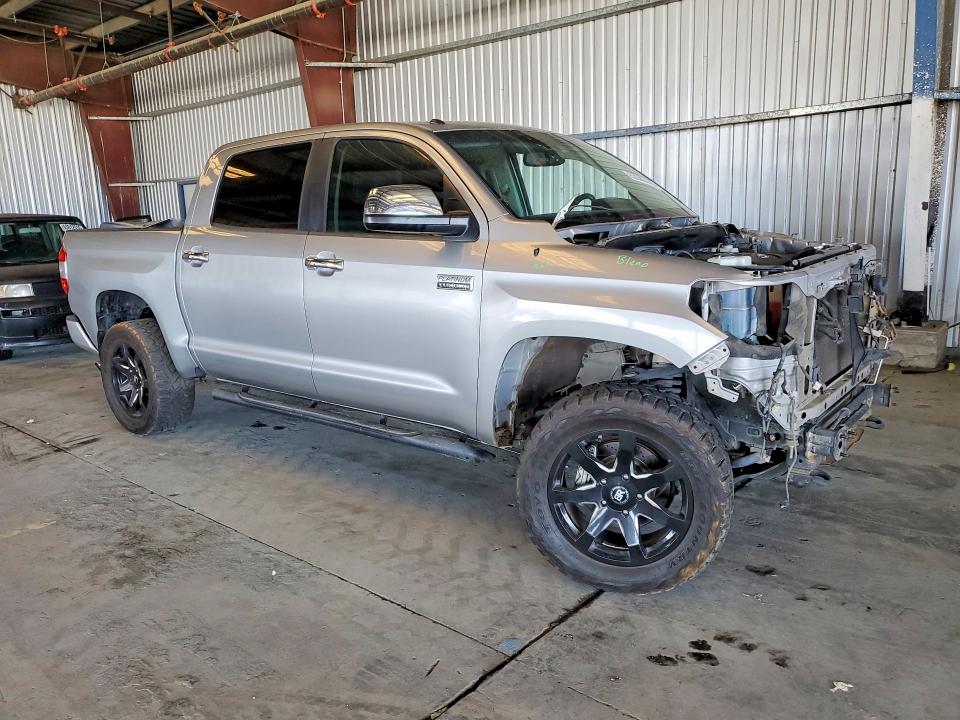 Продаж на аукціоні авто 2015 Toyota Tundra, vin: 5TFAW5F1XFX461108, номер лоту: 63590446