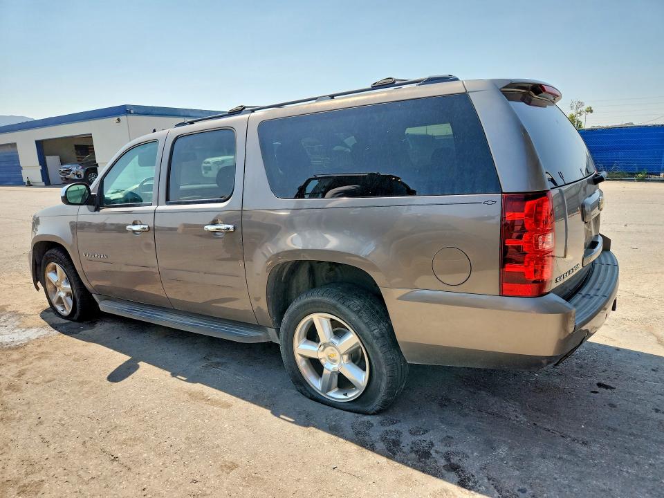 Auction sale of the 2014 Chevrolet Suburban, vin: 1GNSCHE03ER190328, lot number: 64552766