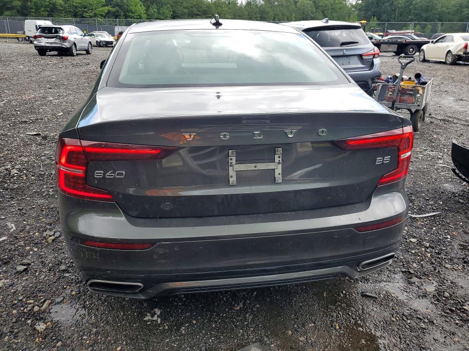 2022 Volvo S60 მანქანა იყიდება აუქციონზე, vin: 7JRL12FZXNG161659, აუქციონის ნომერი: 63674726
