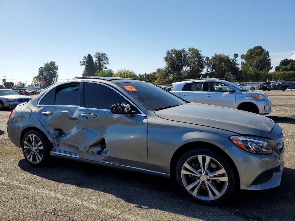 65547956 :رقم المزاد ، 55SWF4KB4FU012577 vin ، 2015 Mercedes-benz C مزاد بيع