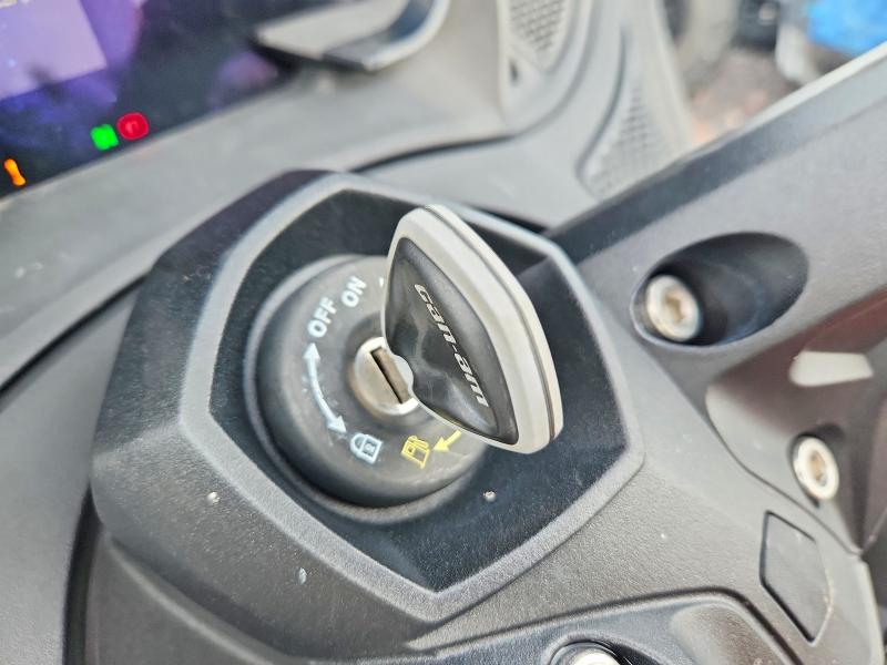 2019 Can-am Spyder Roadster მანქანა იყიდება აუქციონზე, vin: 2BXNBDD21KV000723, აუქციონის ნომერი: 64753256