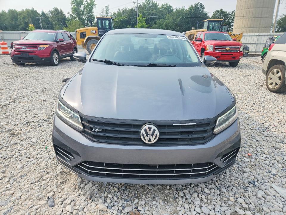 Продаж на аукціоні авто 2017 Volkswagen Passat, vin: 1VWDT7A3XHC076083, номер лоту: 64302036