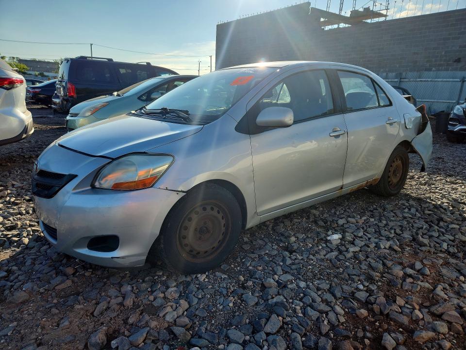 67174686 :رقم المزاد ، JTDBT923471098157 vin ، 2007 Toyota Yaris مزاد بيع