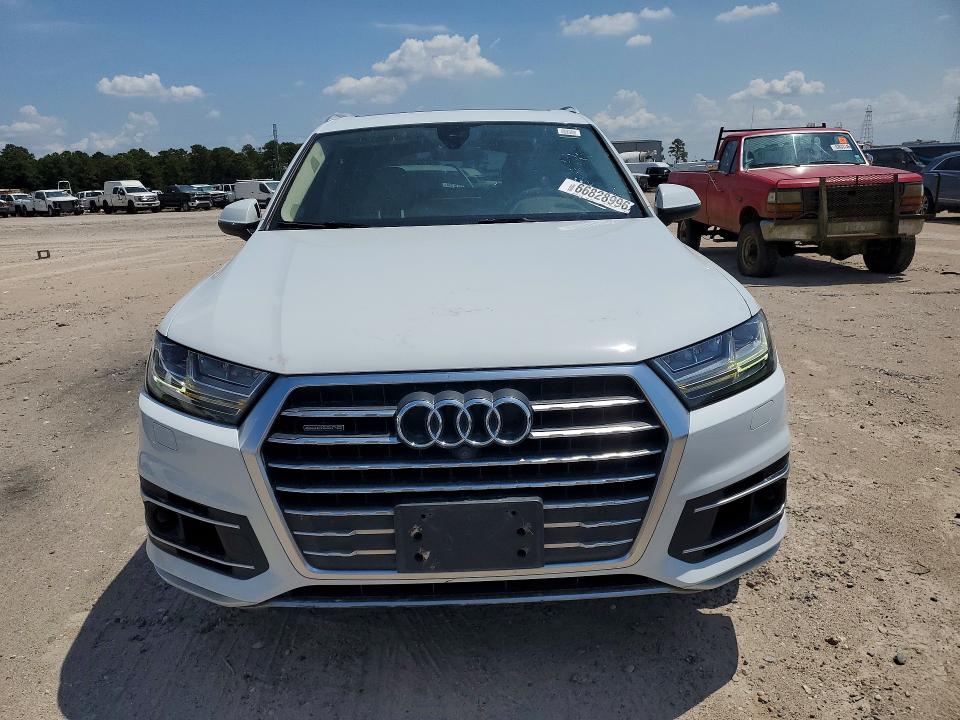 66828996 :رقم المزاد ، WA1LAAF75JD010077 vin ، 2018 Audi Q7 مزاد بيع
