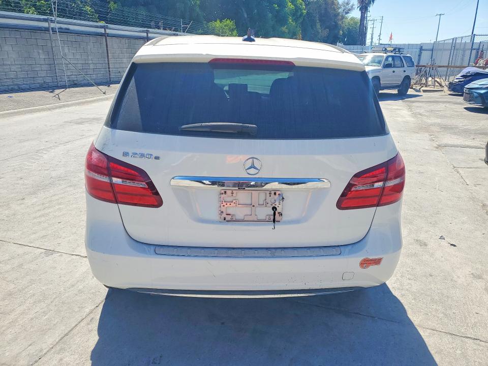 2016 Mercedes-benz B მანქანა იყიდება აუქციონზე, vin: WDDVP9AB3GJ009002, აუქციონის ნომერი: 65572996