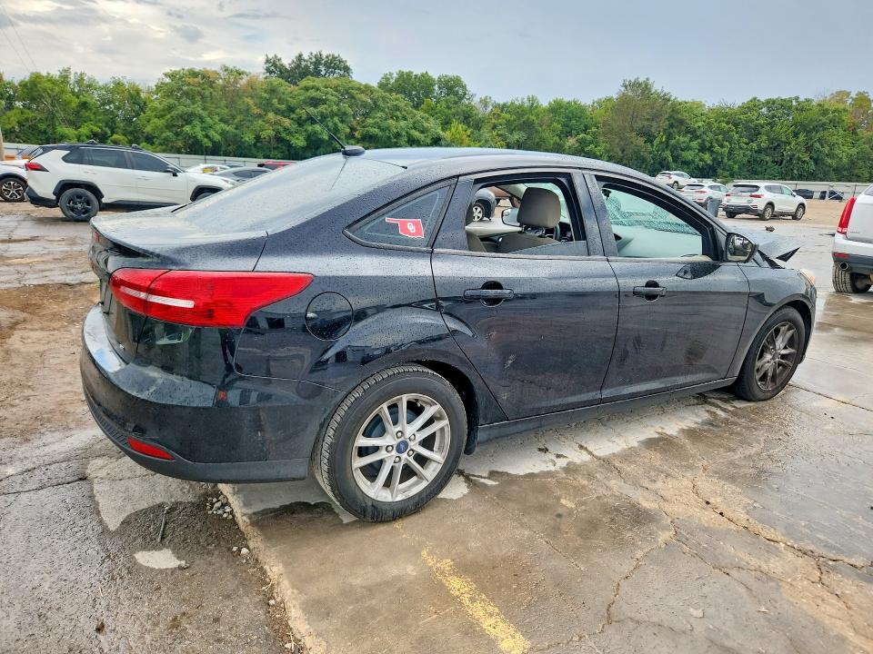 66737286 :رقم المزاد ، 1FADP3F28JL252981 vin ، 2018 Ford Focus مزاد بيع