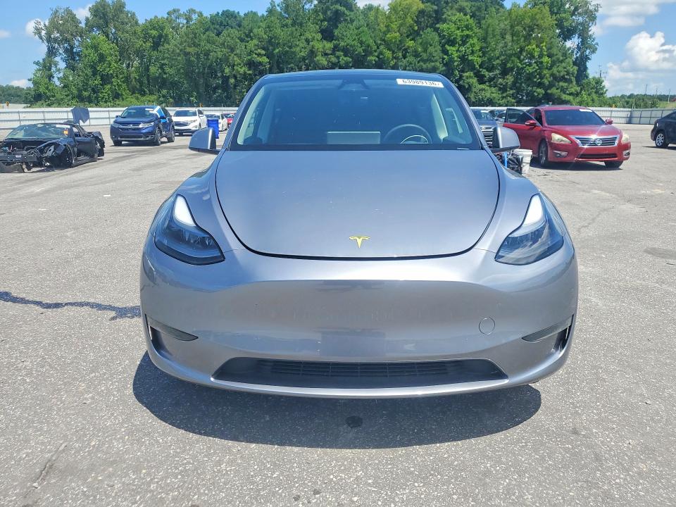Продаж на аукціоні авто 2024 Tesla Model Y, vin: 7SAYGDEEXRA311413, номер лоту: 63989136