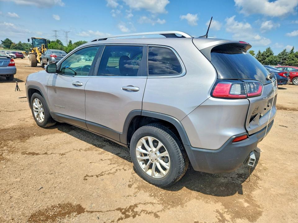 63357016 :رقم المزاد ، 1C4PJLCB4KD265851 vin ، 2019 Jeep Cherokee مزاد بيع