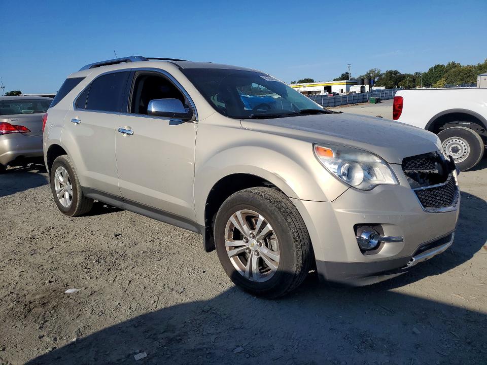 64655456 :رقم المزاد ، 2CNFLGEC2B6327650 vin ، 2011 Chevrolet Equinox مزاد بيع