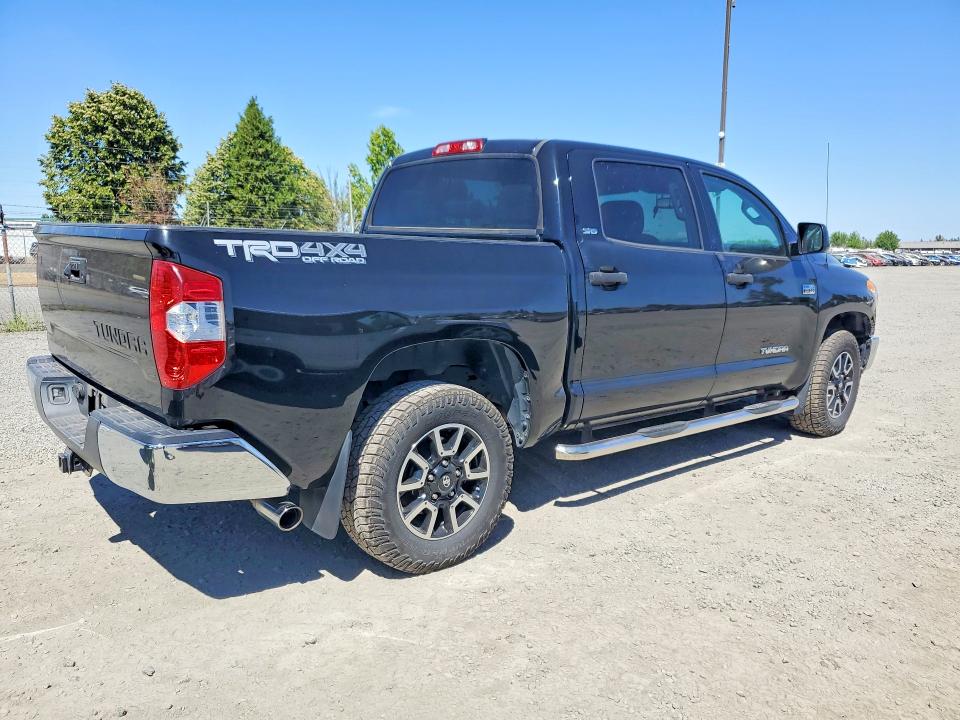 64589776 :رقم المزاد ، 5TFDY5F1XHX601961 vin ، 2017 Toyota Tundra مزاد بيع