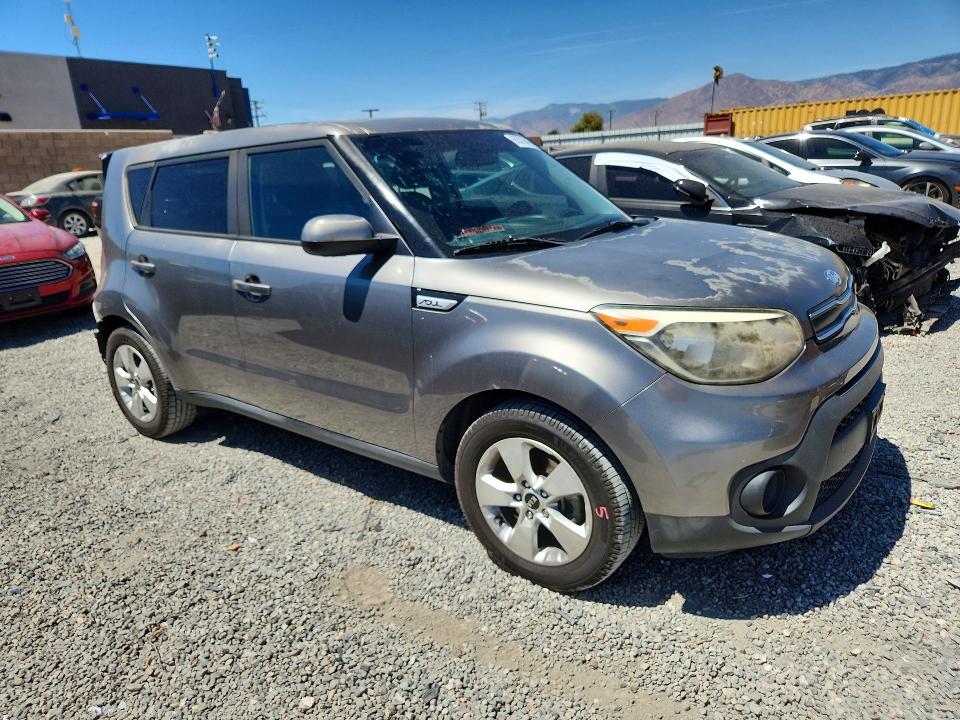 Продажа на аукционе авто 2018 Kia Soul, vin: KNDJN2A21J7561799, номер лота: 65576446
