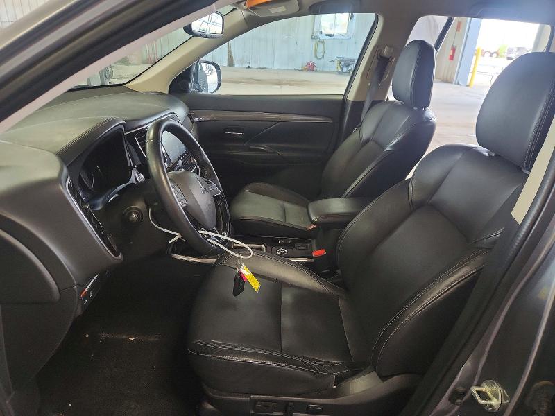 2020 Mitsubishi Outlander მანქანა იყიდება აუქციონზე, vin: JA4AZ3A32LZ036920, აუქციონის ნომერი: 65306926