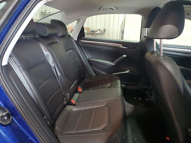 Продажа на аукционе авто 2016 Volkswagen Passat, vin: 1VWBT7A37GC068433, номер лота: 64462146