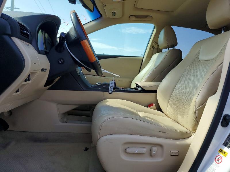 63601696 :رقم المزاد ، 2T2ZK1BA0BC063987 vin ، 2011 Lexus Rx مزاد بيع