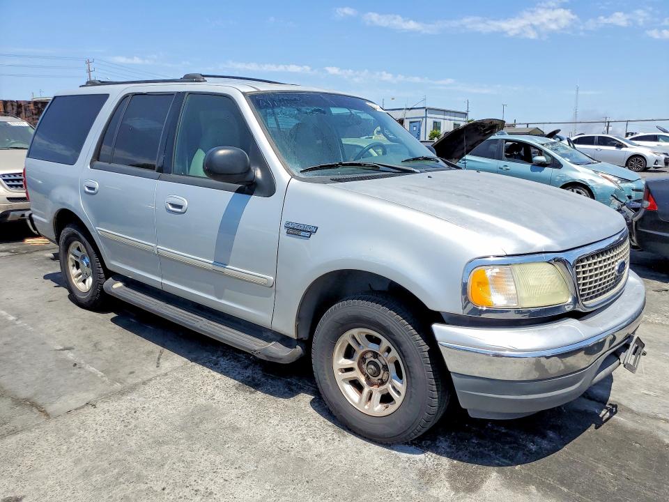 63605426 :رقم المزاد ، 1FMRU15W62LA99113 vin ، 2002 Ford Expedition مزاد بيع
