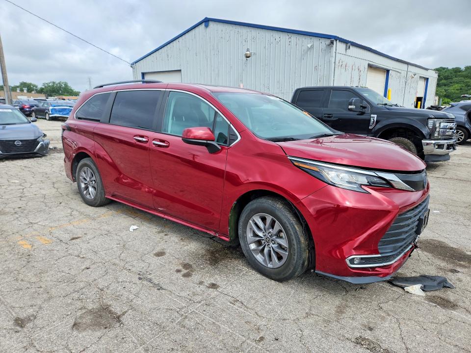 65290746 :رقم المزاد ، 5TDYRKEC4PS161840 vin ، 2023 Toyota Sienna مزاد بيع