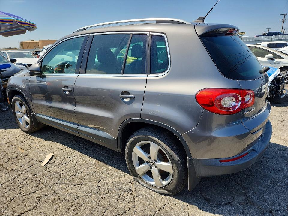 Aukcja sprzedaży 2010 Volkswagen Tiguan, vin: WVGAV9AX6AW518792, numer aukcji: 63989336