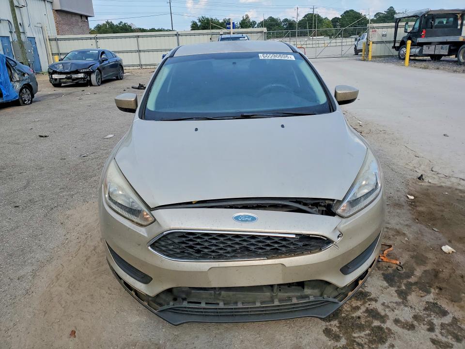 66590806 :رقم المزاد ، 1FADP3F29JL227328 vin ، 2018 Ford Focus مزاد بيع