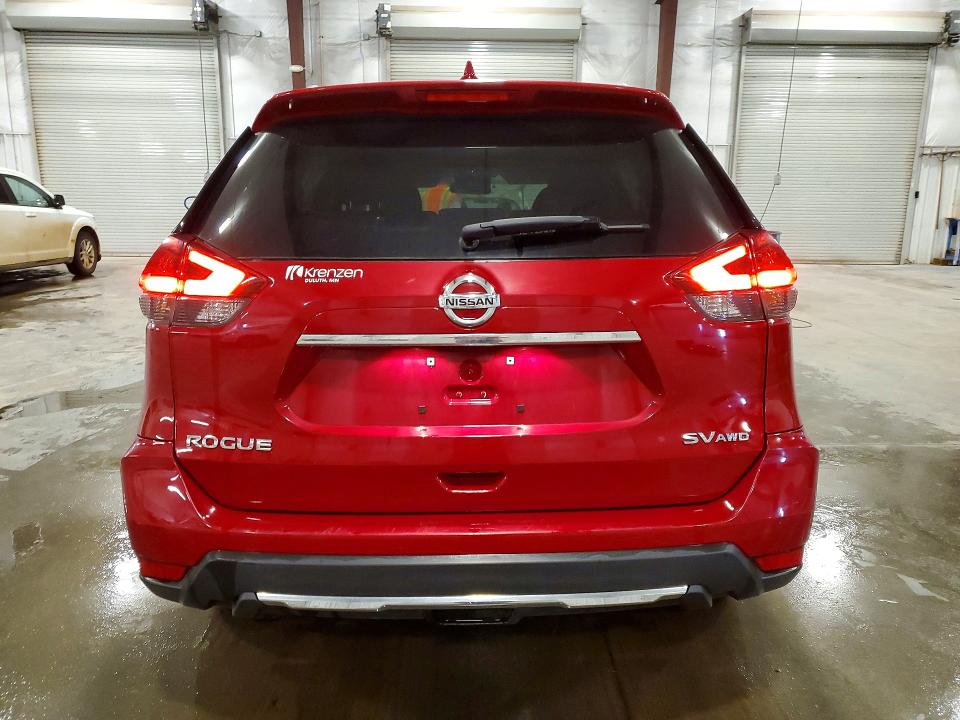 2017 Nissan Rogue მანქანა იყიდება აუქციონზე, vin: 5N1AT2MV4HC774531, აუქციონის ნომერი: 64771766