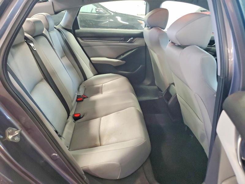 65004626 :رقم المزاد ، 1HGCV1F16JA234452 vin ، 2018 Honda Accord مزاد بيع