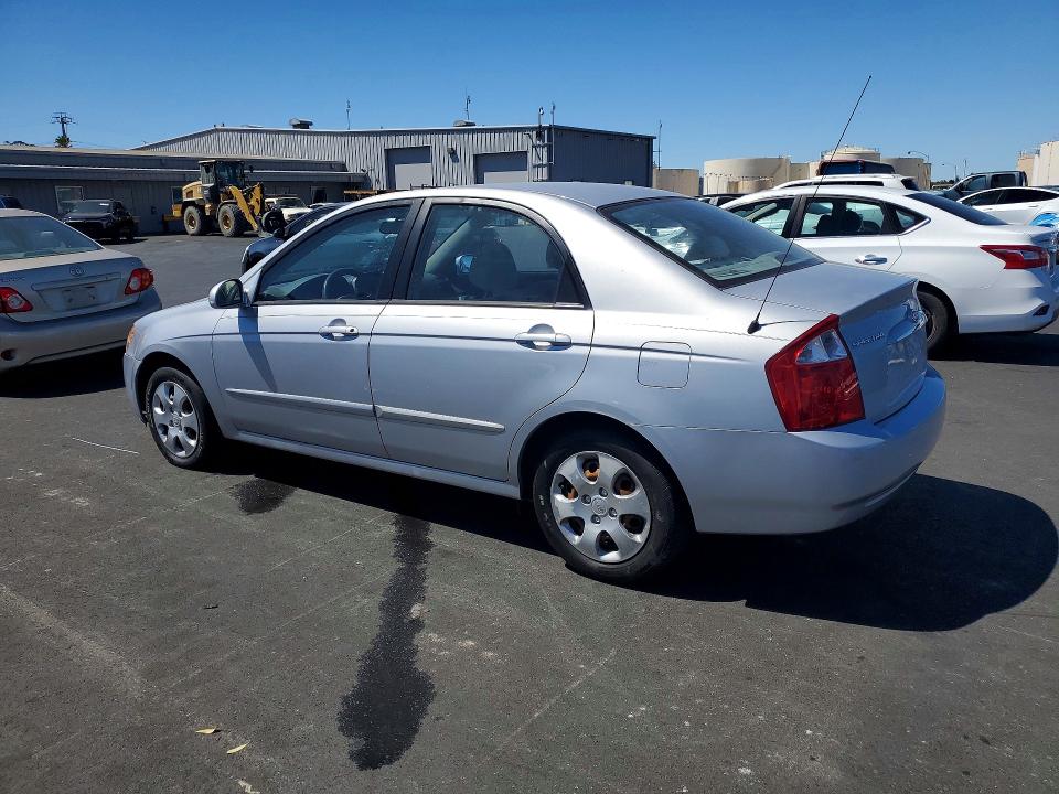 65932646 :رقم المزاد ، KNAFE122145026127 vin ، 2004 Kia Spectra مزاد بيع