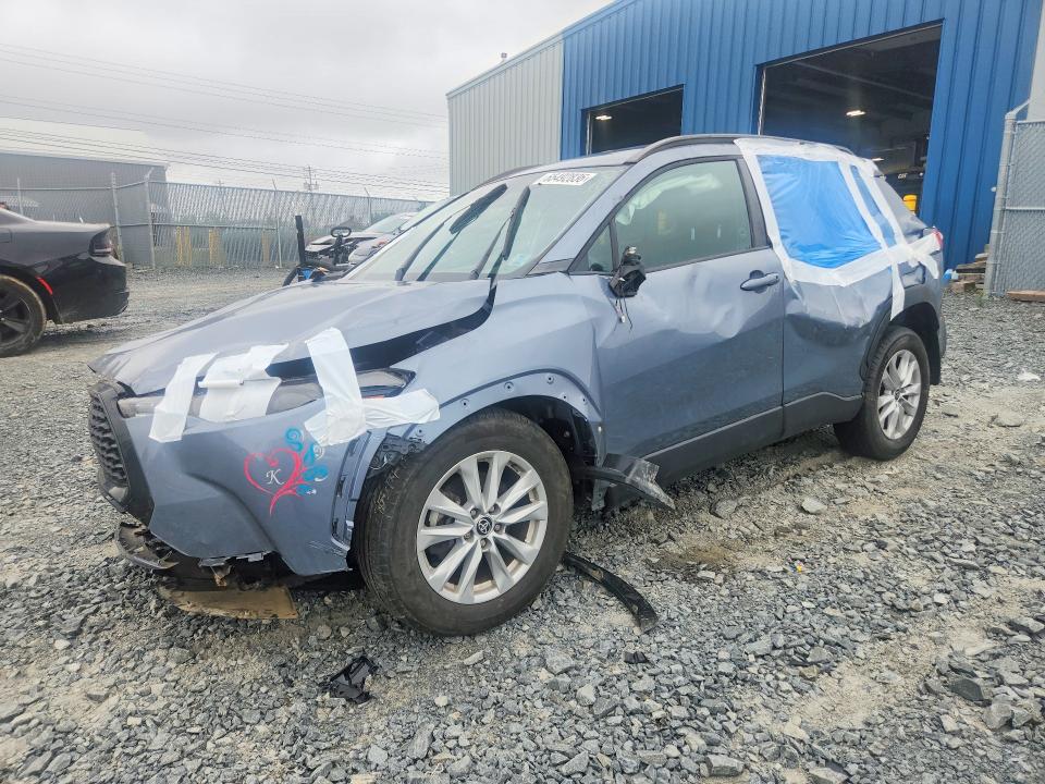 2022 Toyota Corolla Cross მანქანა იყიდება აუქციონზე, vin: 7MUBAABGXNV033359, აუქციონის ნომერი: 65492836