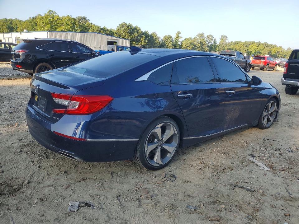 2018 Honda Accord მანქანა იყიდება აუქციონზე, vin: 1HGCV1F93JA046137, აუქციონის ნომერი: 66511196