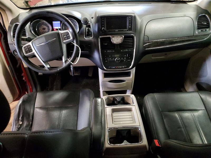 64570646 :رقم المزاد ، 2C4RC1BG8CR240051 vin ، 2012 Chrysler Town & Country مزاد بيع