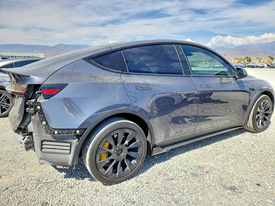 66013086 :رقم المزاد ، 7SAYGDEEXPF907881 vin ، 2023 Tesla Model Y مزاد بيع