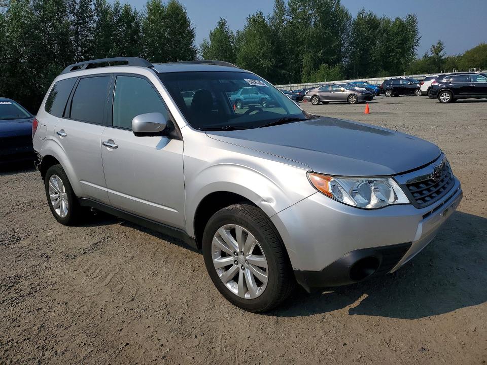 Продаж на аукціоні авто 2011 Subaru Forester, vin: JF2SHADC8BH747914, номер лоту: 64296736