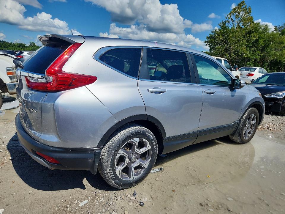 Продажа на аукционе авто 2018 Honda Cr-v, vin: 7FARW2H82JE009589, номер лота: 65328446